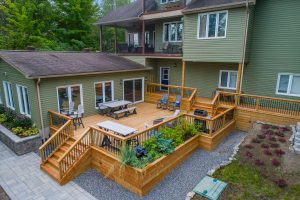 Picture showing that deck life is the best life.