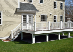 Picture of a deck showing that we can create spaces that are uniquely you.